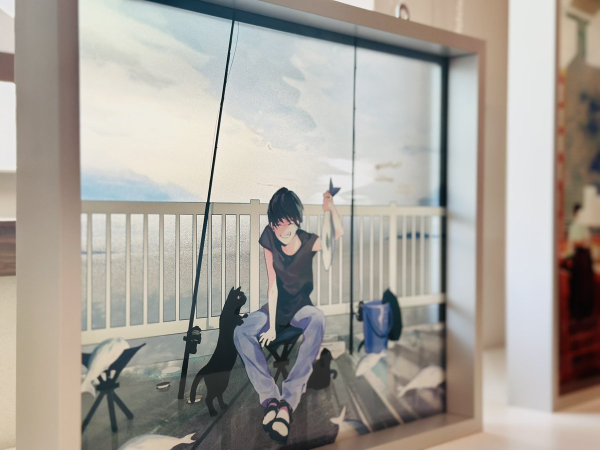 Hiro_Sauria's tweet photo. 【展示作品紹介】
アクリルに印刷していただいた三作品、透けない部分と透ける部分があり、かつインクによってガラス感が出ており、光にすかしたり背景色によって作品の風合いが変わる仕様です
#FLATLABO さんで印刷・額装していただきました https://t.co/iO32T564cD