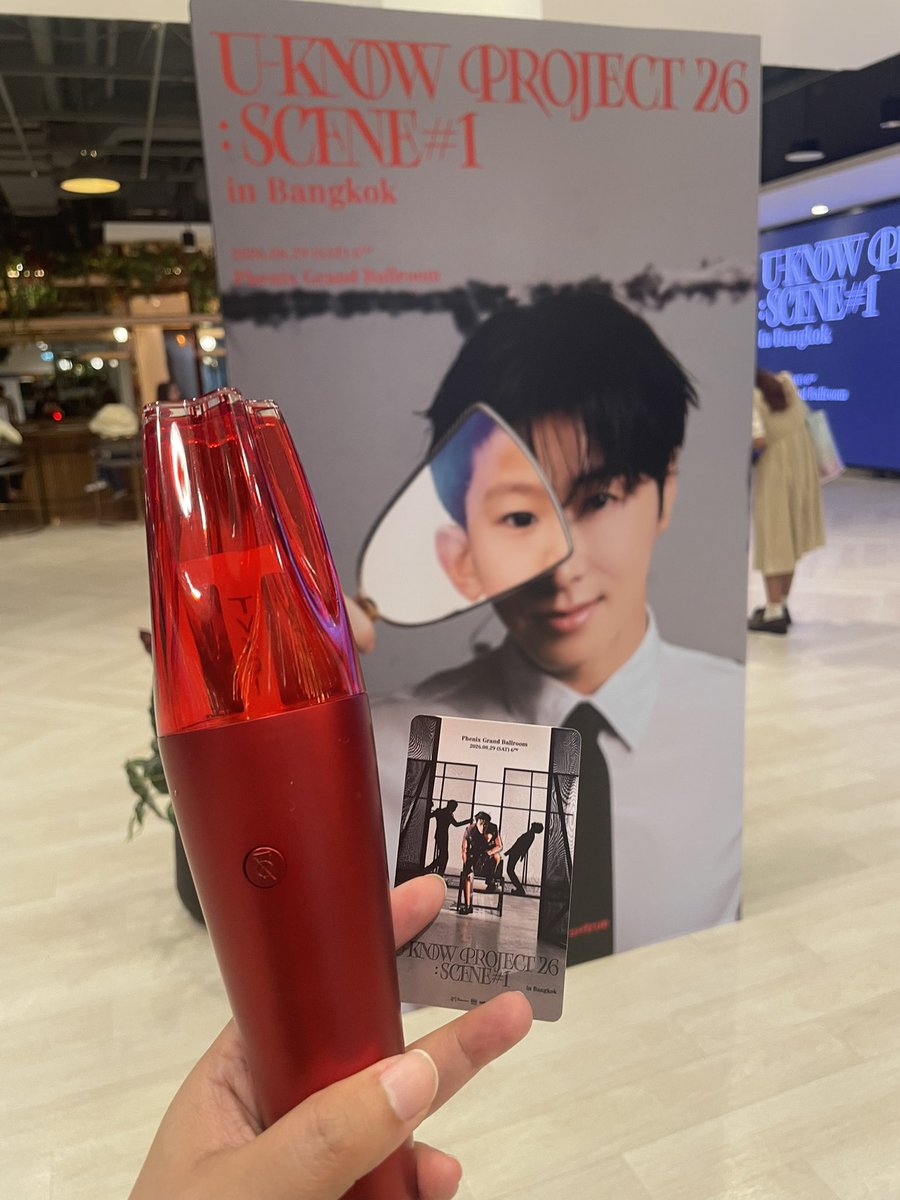 lovinyouDBSK's tweet photo. ได้บัตรแน้ววววว อุปสรรคเยอะเหลือเกินนนน ฝนตก ก่อสร้างรถติดดด  ✨😣 https://t.co/6g6HRD99Wz