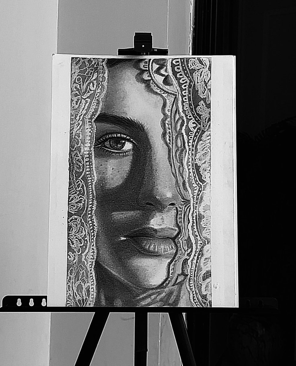 painter_2019's tweet photo. أَلاَ تَمِل مِنْ الجُلوس وَحِدَك؟
لست وحدي أنا مملوء بأشياء لا تراها أنت..♥️ https://t.co/VwAPZVvcjy