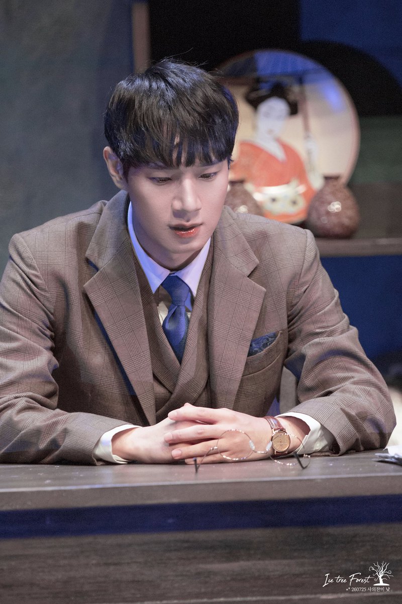 icetreeforest's tweet photo. 사의찬미

임준혁 : 우진
최연우 : 심덕
유현석 : 사내

#사의찬미 #임준혁 #최연우 #유현석 https://t.co/GcPsHaLX7L