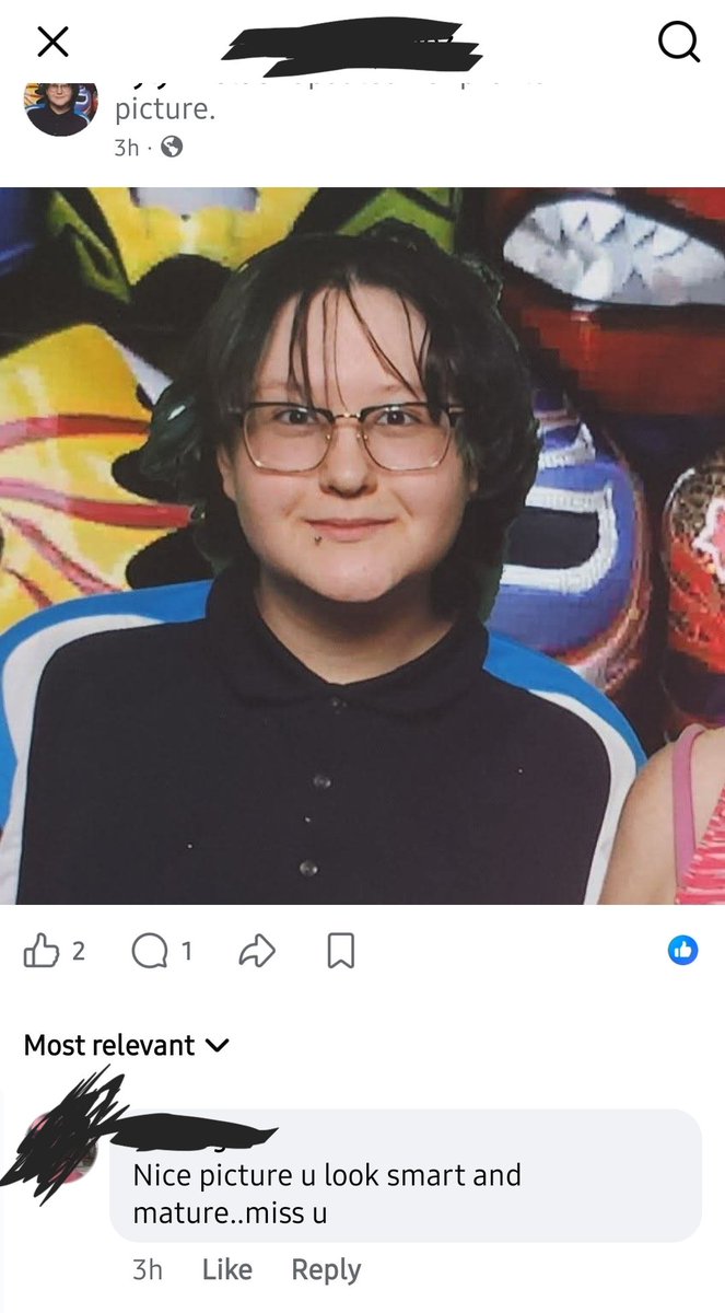 Cam3BackHaunt3d's tweet photo. Grandpa you havent seen me in like ten years OF COURSE I LOOK MATURE???? 😭😭😭 https://t.co/TT8waU125g