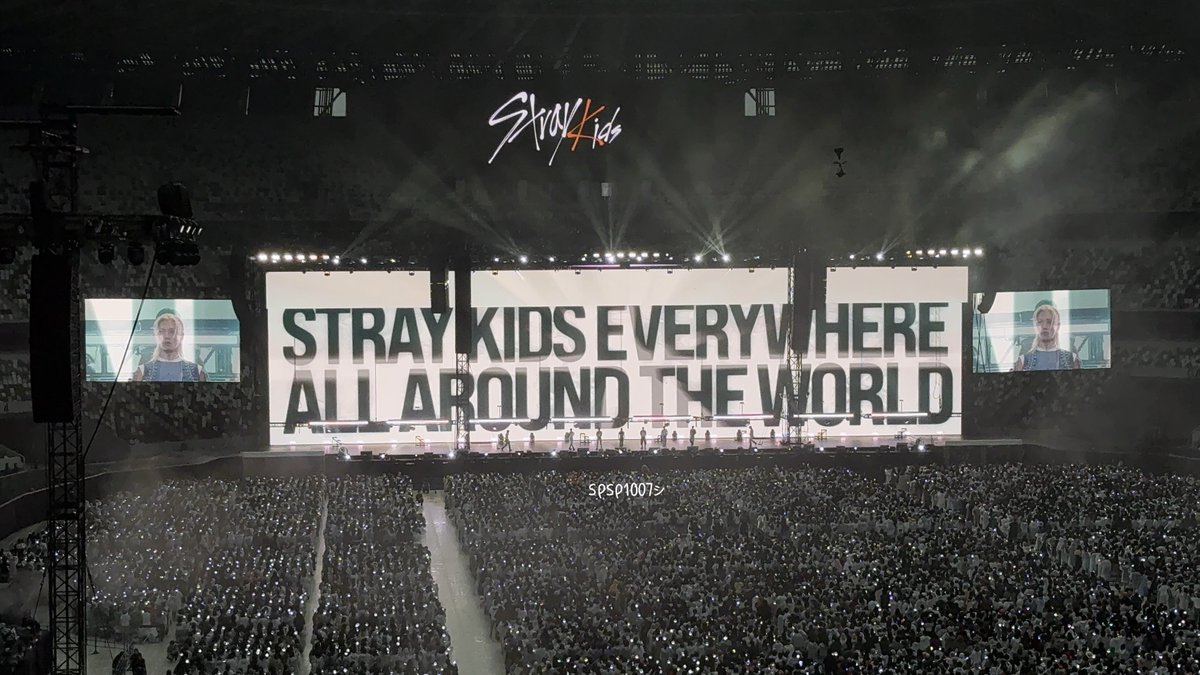 spsp1007's tweet photo. Stray Kids make the HISTORY at MUFG Stadium 🏟️😭
#StrayKids #RUN_IT_JAPAN https://t.co/cROlSqaG6B