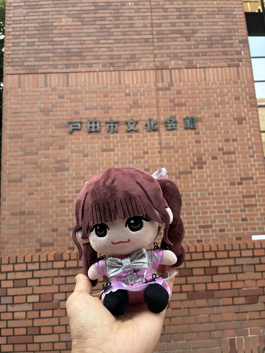 harupper0411's tweet photo. 実は今日、無券できゃんちゅーホルツの埼玉に行ってましたー笑笑
物販行って、音漏れ聞いて楽しみました！
無券もこんなに楽しめるなんて思ってなかった😂 https://t.co/T3gByyKoNh