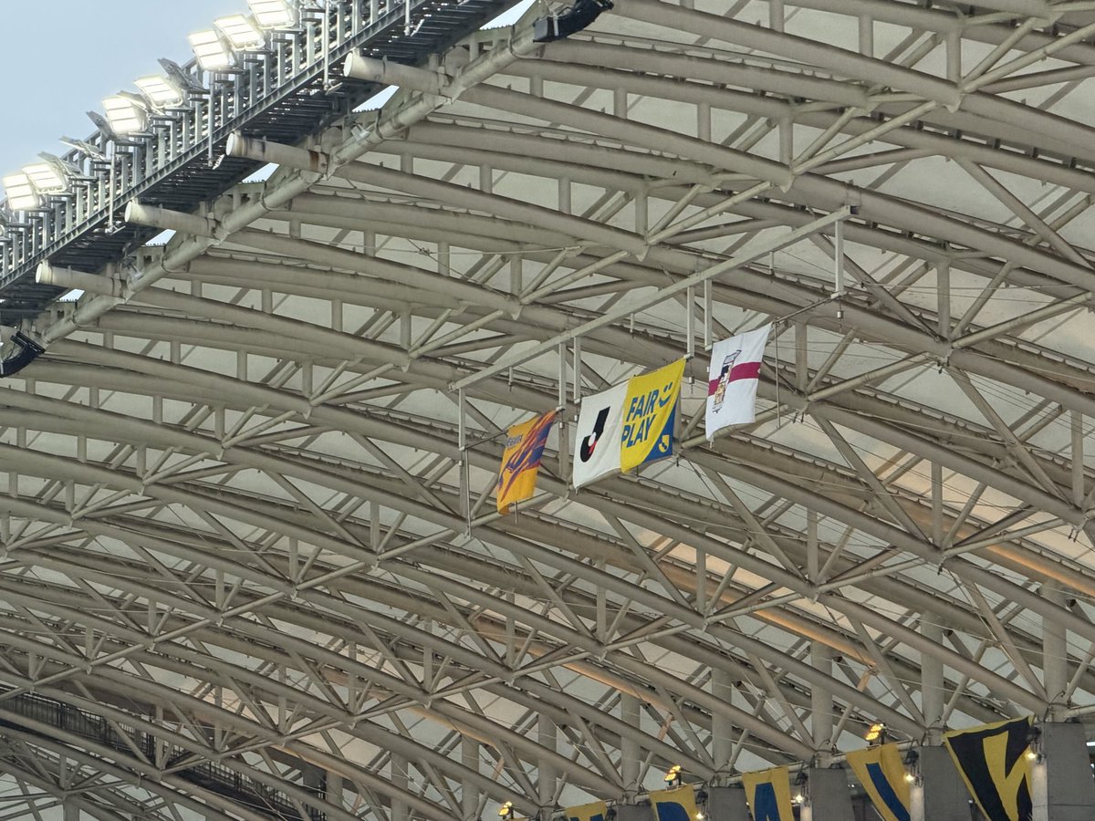 KNT_MUR's tweet photo. 今日もユアスタ現地観戦です！
これからのリーグ戦に勢いをつける試合にしましょう！！
ベガルタ仙台の勝利を期待します😄
ベガくじ、当たりました🎯 https://t.co/XgXmcKw1sd