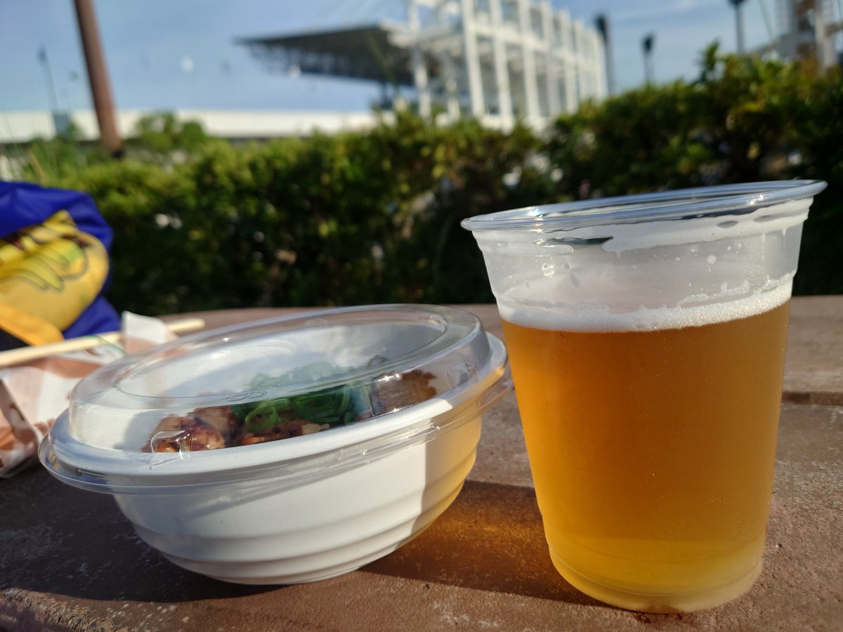 YSmlys's tweet photo. もうお腹いっぱいで何も食えん😋🍻 https://t.co/hPHJPmoYZf