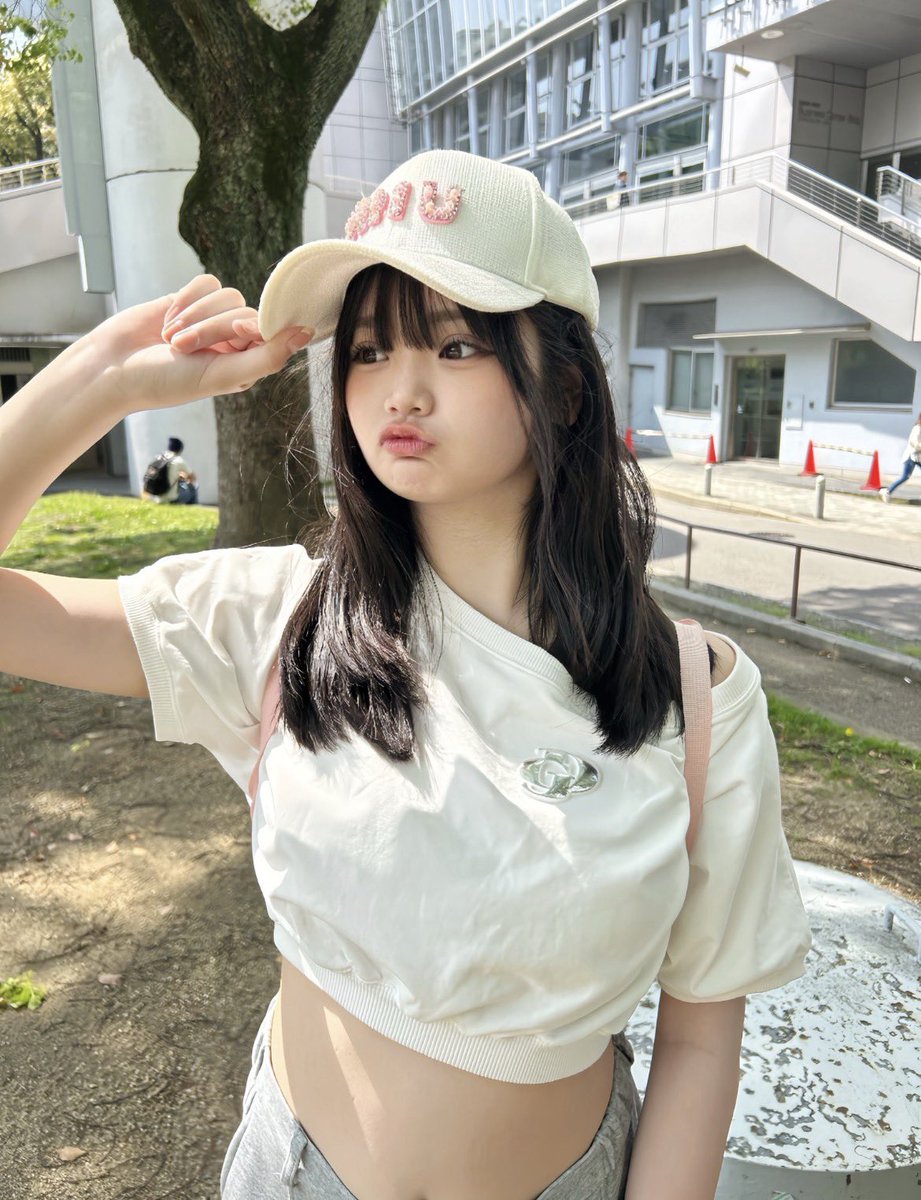 aka0866's tweet photo. #思わず我慢できなくなっちゃうロリ4枚貼る https://t.co/Q3r0ODrnlS