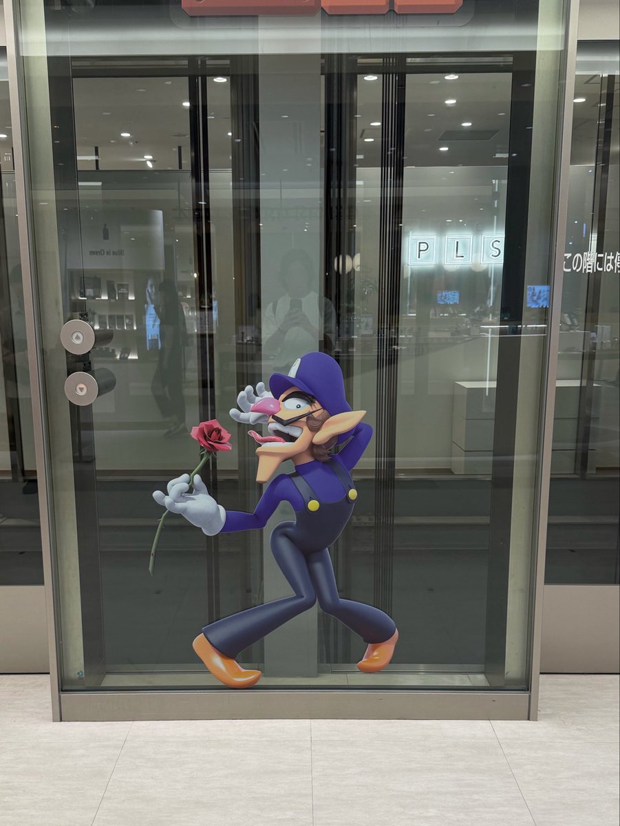 filletofshrimp's tweet photo. 俺がこれの写真撮るためだけに帰省してたらかっこいい https://t.co/oRlkmJPOL1