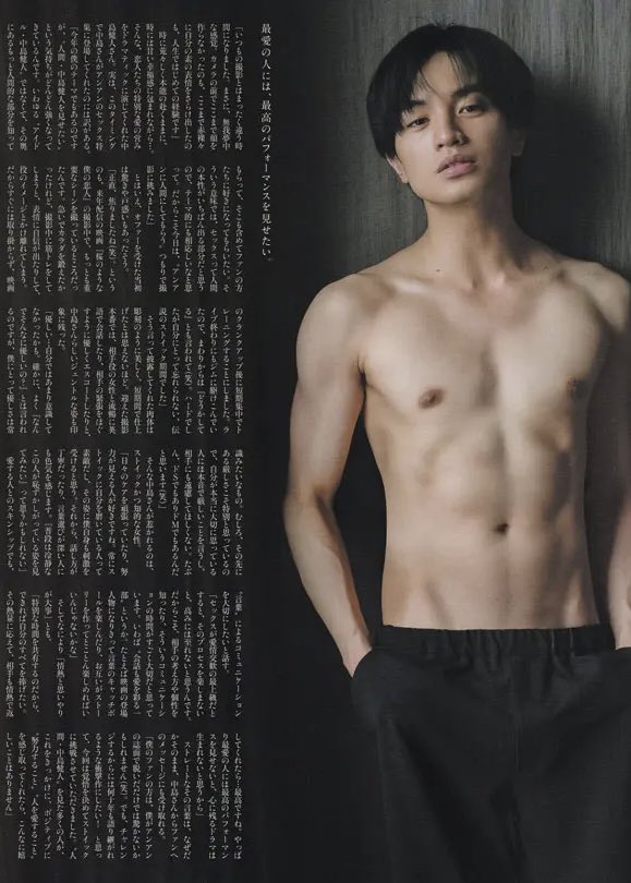 machop_gym5's tweet photo. 中島健人、ついに「肉体の解放」らしい

今日から自身初のアジアツアー 本人も「ちょっとマッチョな中島健人も見せていけたら」

▫️ 中島健人（32歳） 
▫️ 初のアジアツアー 
▫️ 今日18時 台北公演���タート

ケンティー、身体まで仕上げてきたの強すぎる

#筋トレ #中島健人 #KENTY https://t.co/44ijn47xSn