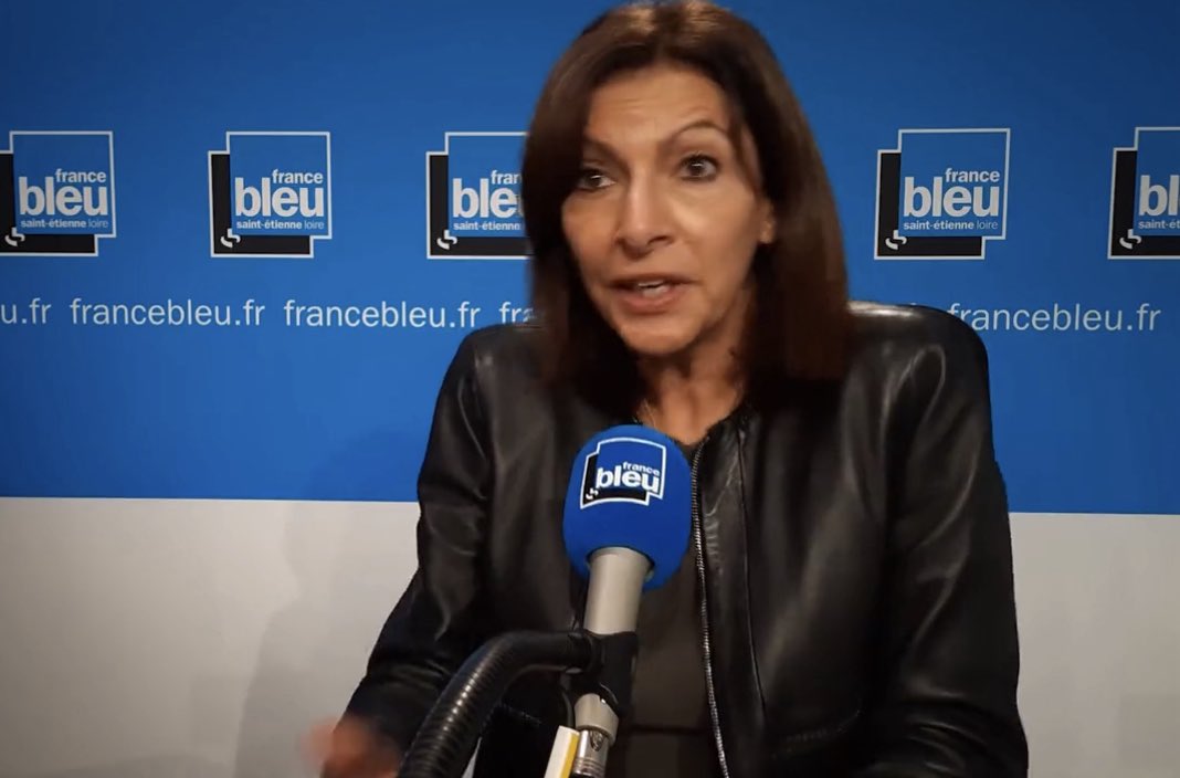 Jeanne_Lepic's tweet photo. ☝🏽Je rappelle à #anneHidalgo ex #maire de #Paris qui #saccageParis que son boulot ne lui confère aucune immunité &amp; tout mensonge sous serment devant 1 commission parlementaire l’expose à 1 signalement au #procureur de la #République &amp; des sanctions pénales (c. pénal, art. 434-13) https://t.co/41ViIbsoXi