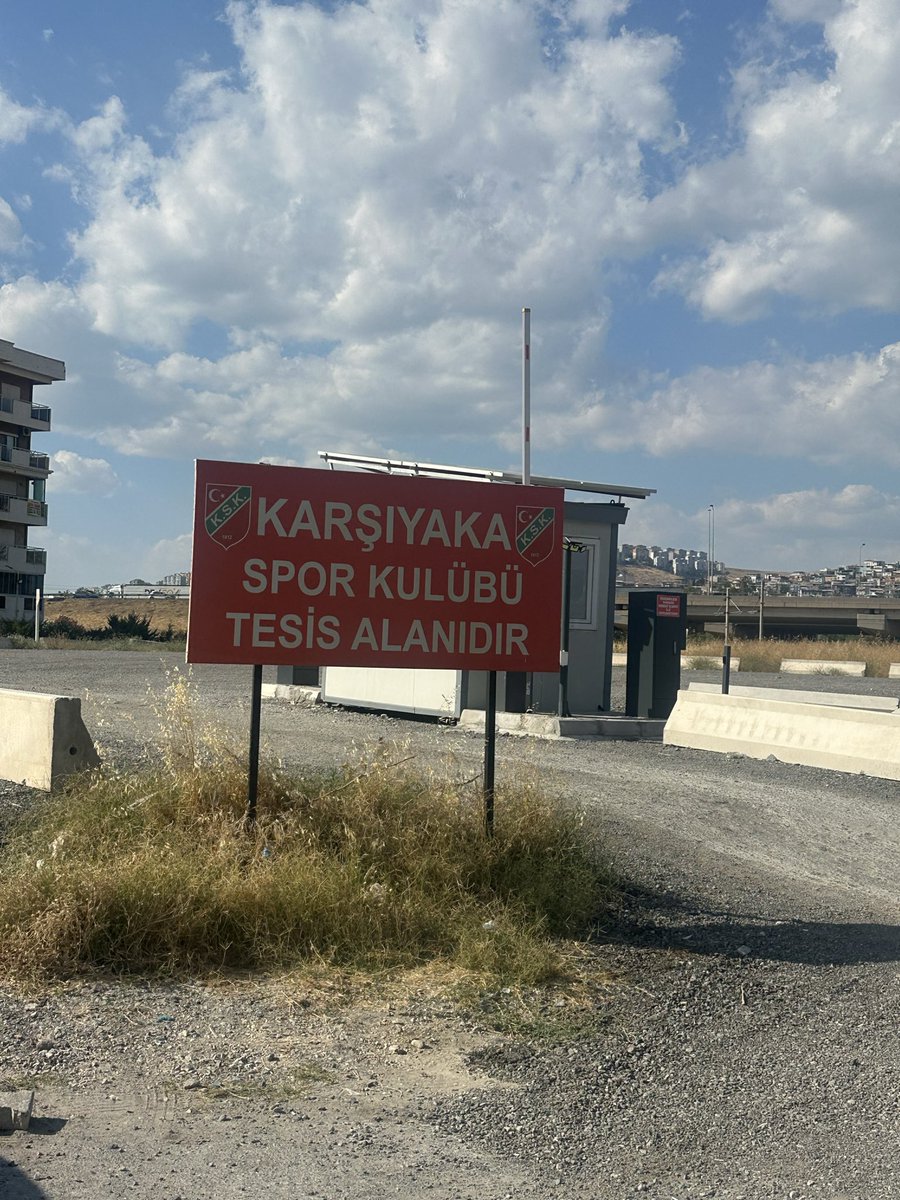 Utkuon1912's tweet photo. @YigitTusder başkanım şu tesis alanlarında durum nedir? Bilgilendirir misiniz. 🙏 https://t.co/BdcgpDAOxj