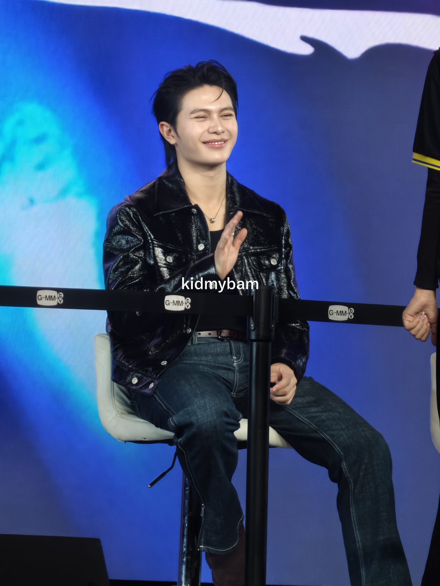 KIDMYBAM's tweet photo. วิลเลี่ยมตัวเท่านี้ 🤏

MANIAC OPENING NITE
#YouManiacSeriesEP1 https://t.co/G1lJLoBk54
