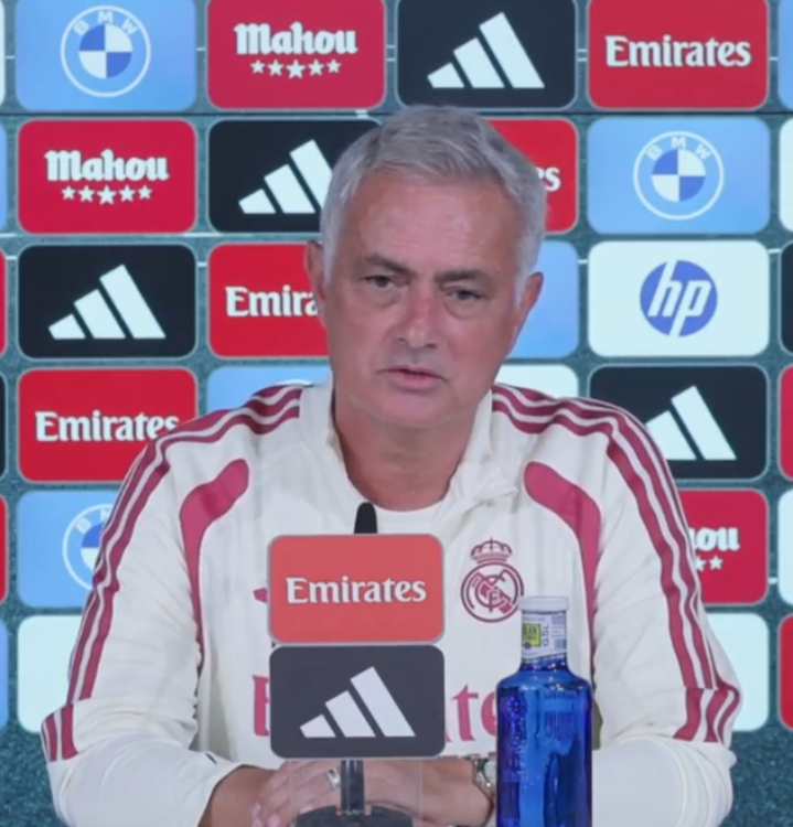 theMadridZone's tweet photo. 🚨 José Mourinho: "We need TRUE FRIENDSHIP between players, true empathy, true connection.

It makes the team better." https://t.co/Ui9aDiqvmv