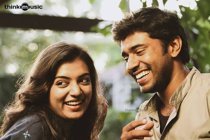 Mystic_riverrr's tweet photo. Nivin Pauly as chemistry professor. https://t.co/buZntg4MS7