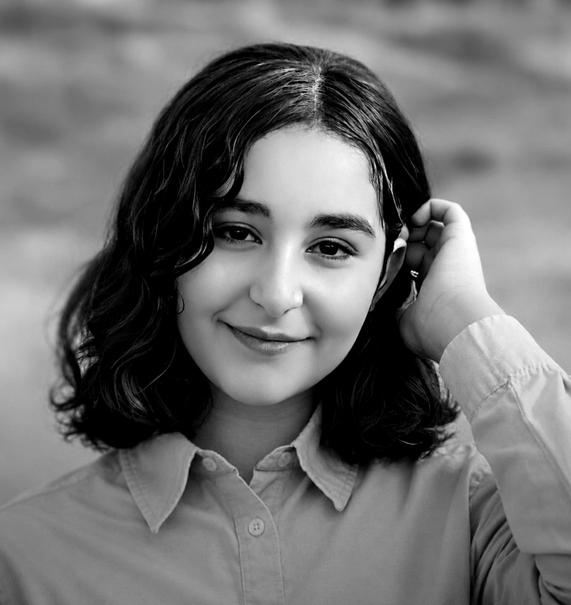 NoaMagid's tweet photo. Asra Tavousi-Nia was only 14 when the Islamic regime shot her on January 8.

She was in a coma for two weeks before dying from her wounds. Her family was forbidden from holding a funeral or even mourning her.

Don’t forget her. https://t.co/CBiZJBguNm