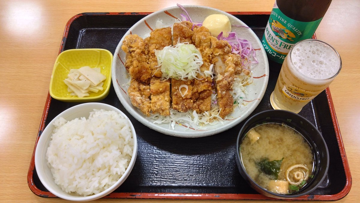 Route157NEO's tweet photo. 道の駅雫石あねっこの新はしばの湯で温泉タイム。サウナ＆水風呂で整った後に内湯経由で露天風呂＆外気浴タイム。山間の木々の中を吹いてくるそよ風が心地よかったよ。そして温泉タイムの後はお食事処こまくさで夕食タイム。若鶏の一枚揚定食を戴きました。安定の風味でとても美味しかったよ。 https://t.co/VUaTLMzahE