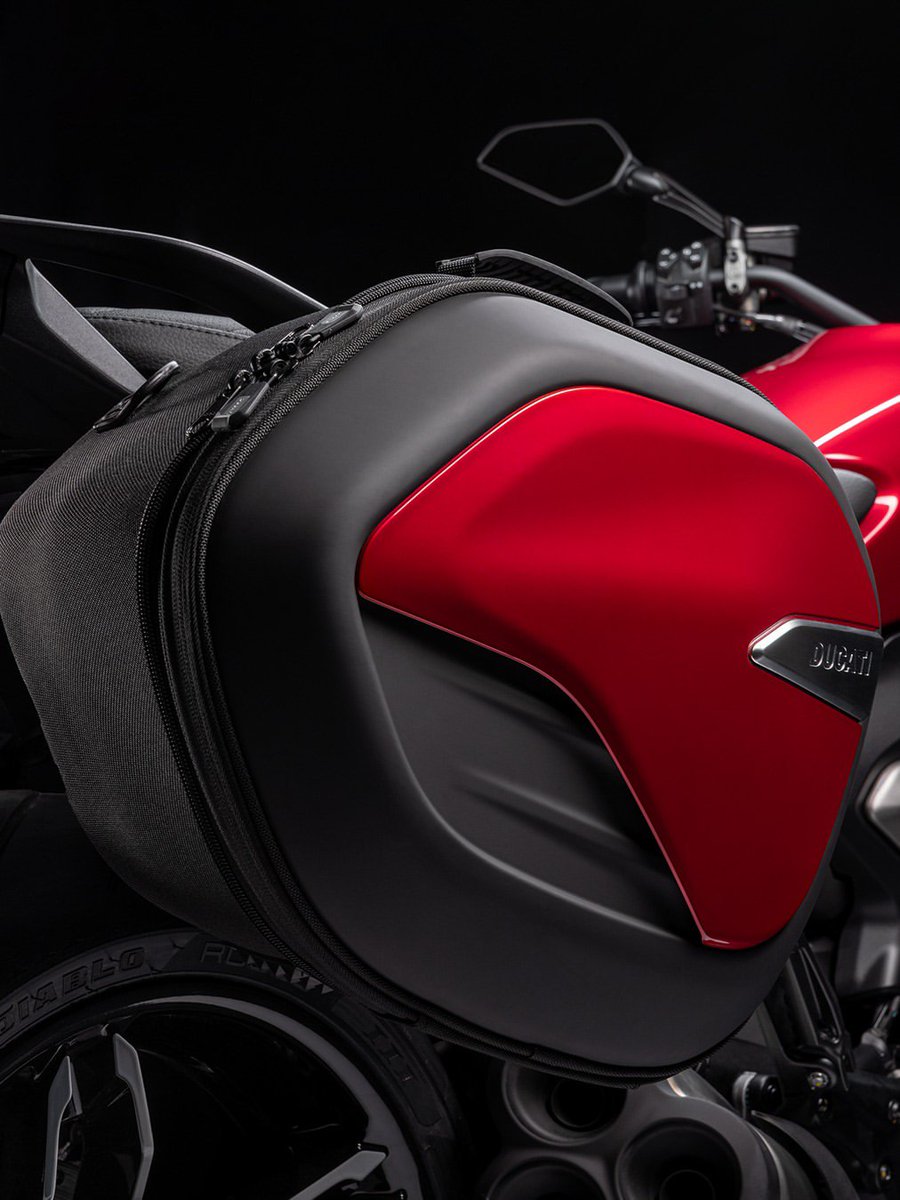 Ducati_India's tweet photo. Your next adventure is calling, and it's feeling pretty comfortable.

Elevate your XDiavel V4 with the Touring package: heated handgrips, semi-rigid side panniers and a passenger backrest. Maximize comfort on every single kilometer of that next trip. 

#DucatiIndia #XDiavelV4 https://t.co/FXHO1iRyB2
