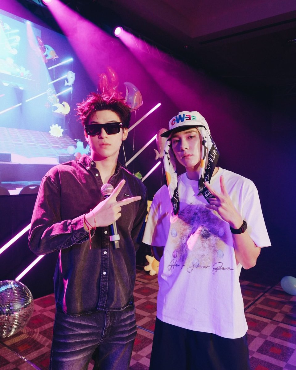 isknnu's tweet photo. หล่ออออออ https://t.co/aX7JraeLXv