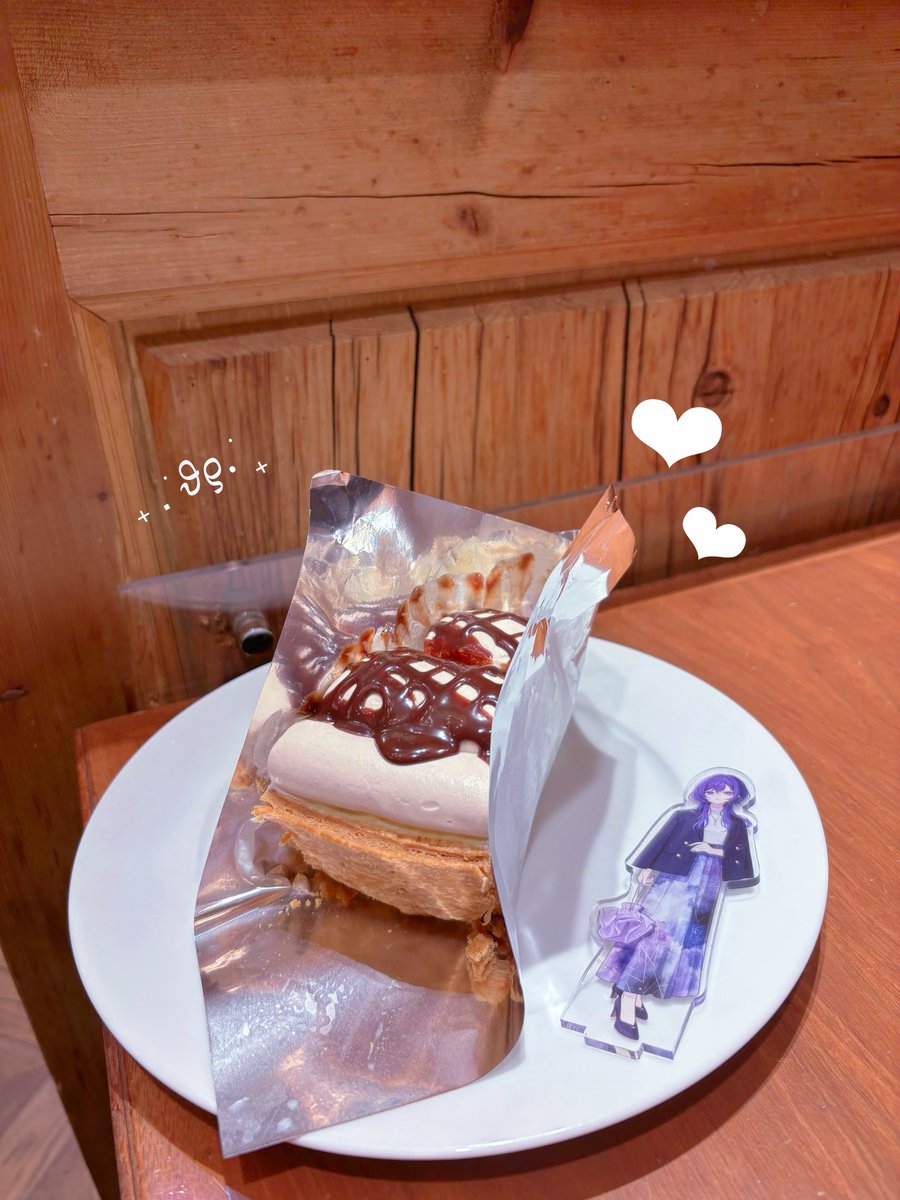 _YM_0901's tweet photo. 📍HARBS
妹が誕生日だからということでケーキをご馳走してくれました〜♡
ありがとうᐡ•̥  ̫ •̥ᐡ https://t.co/T96ZLfvzgs