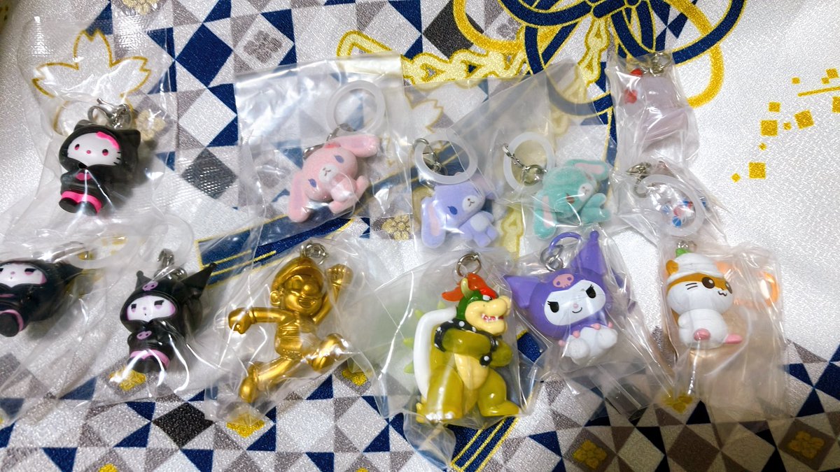 chocoria_choco's tweet photo. 【交換】
めじるしアクセサリー、カラとも、
【譲】
モフサンド、サンリオ、ピクミン、シュガバニ、マリオ、CCさくら、ポケチャームなど

【求】
シナモン、ポチャッコ、ニャッキ、たまごっち、ツムツムドナルド、小狼くま、パックマンクリアver.のめじるし、

郵送希望です
リプに続く https://t.co/rUkpHhwl5E