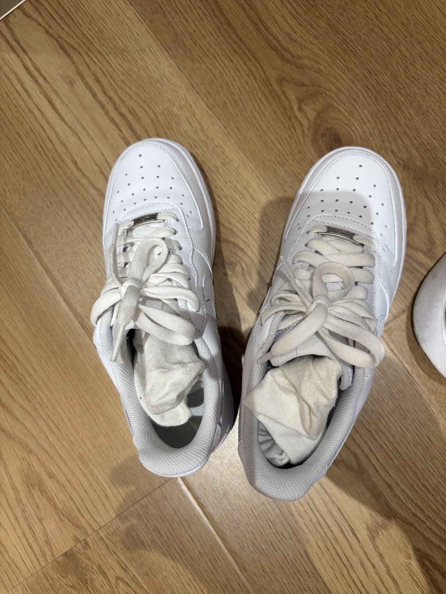 XinBabyQQ's tweet photo. 多少人想要我的袜子？姑奶奶我心情好 
点赞转推 抽一个赏 https://t.co/njP3B1JCYI
