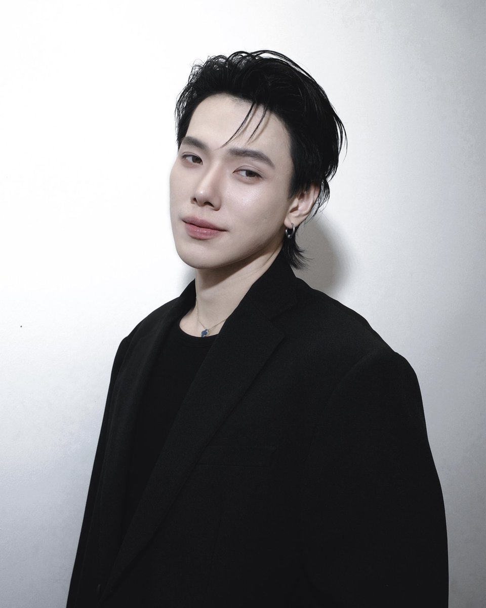 OPENLABEL_TH's tweet photo. 🖤💙 

UNLOCK SME x DAOU
#OSMEPxDAOU
#ต้าห์อู๋ #DAOU https://t.co/vr7zXqVoyp