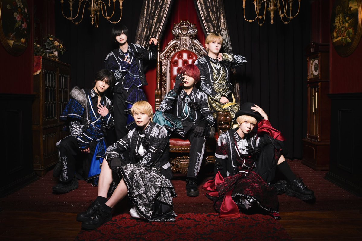 STRAYDOGs_FP tweet picture