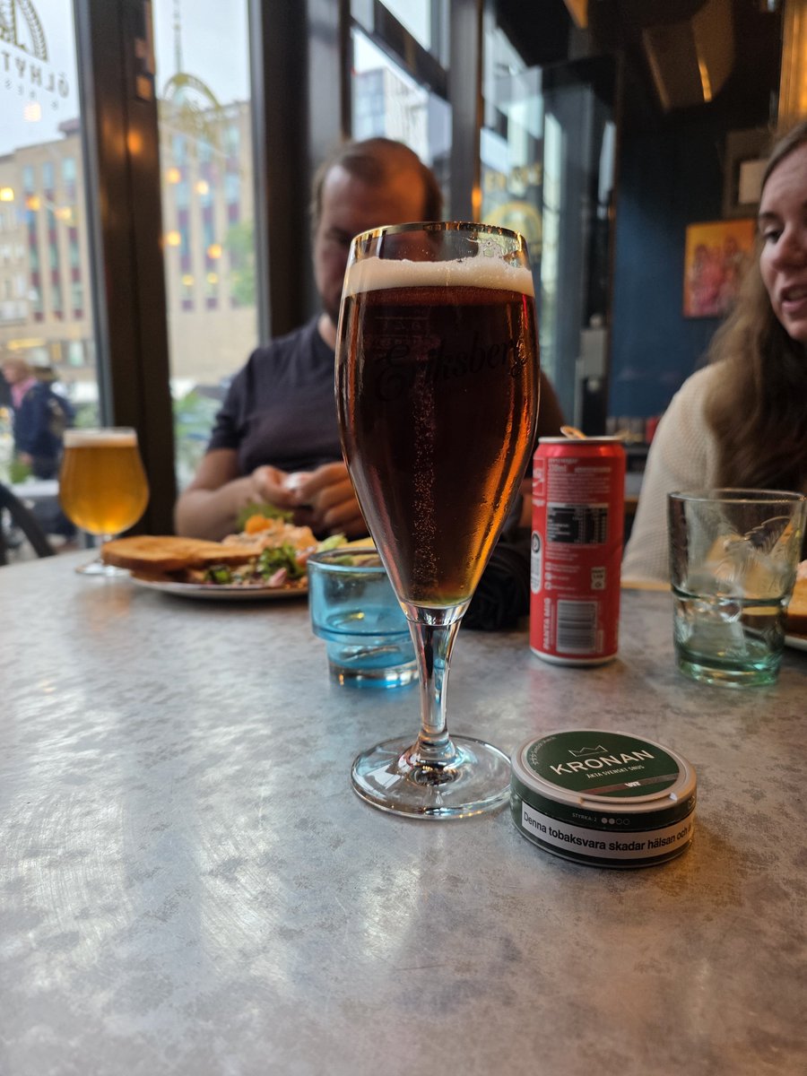 travlehtinen's tweet photo. Stockholms helg 🍺🍺 https://t.co/4TumtyAk2Z