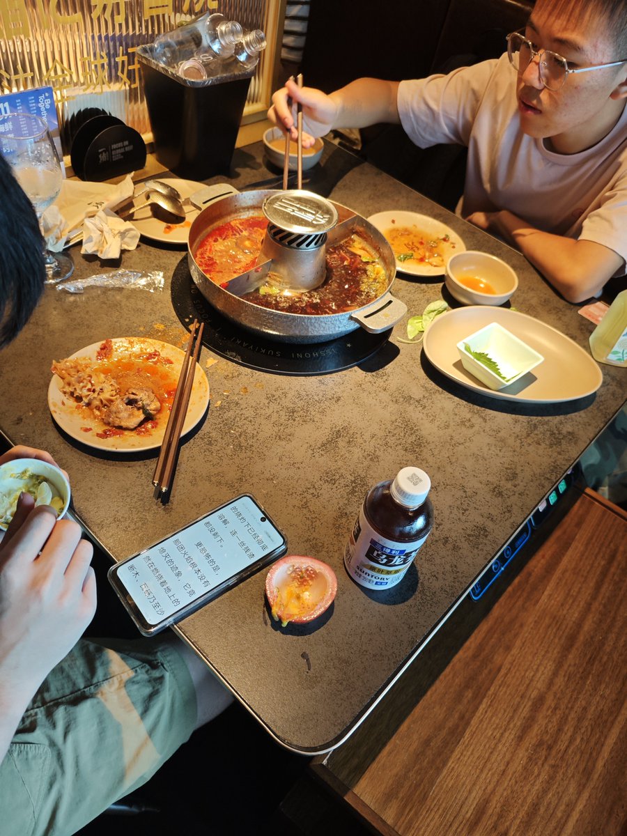 KimiBilly45510's tweet photo. 能够治愈我的只有食物… https://t.co/DuiIla4TqZ