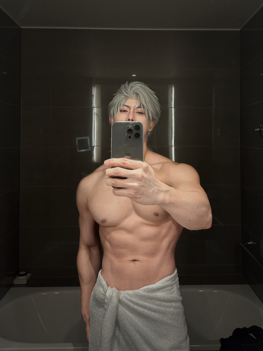 thames_malerose's tweet photo. ANIMAGA Melbourne 2026 day1 done!
I’m sorry if I wearing too many clothes this time so the first pic is for apologies 😂
#cos #sylus #loveanddeepspace https://t.co/96W7KktO6x