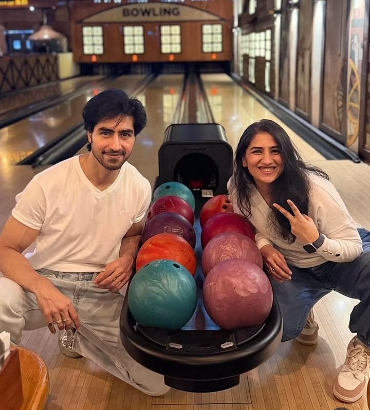 johnsmithlvfs9's tweet photo. @Jayasmita_17 @ChopdaHarshad @harshachopda Happy rakshya bandan to all😚💖
#harshadchopda https://t.co/nc6qYXFMLW