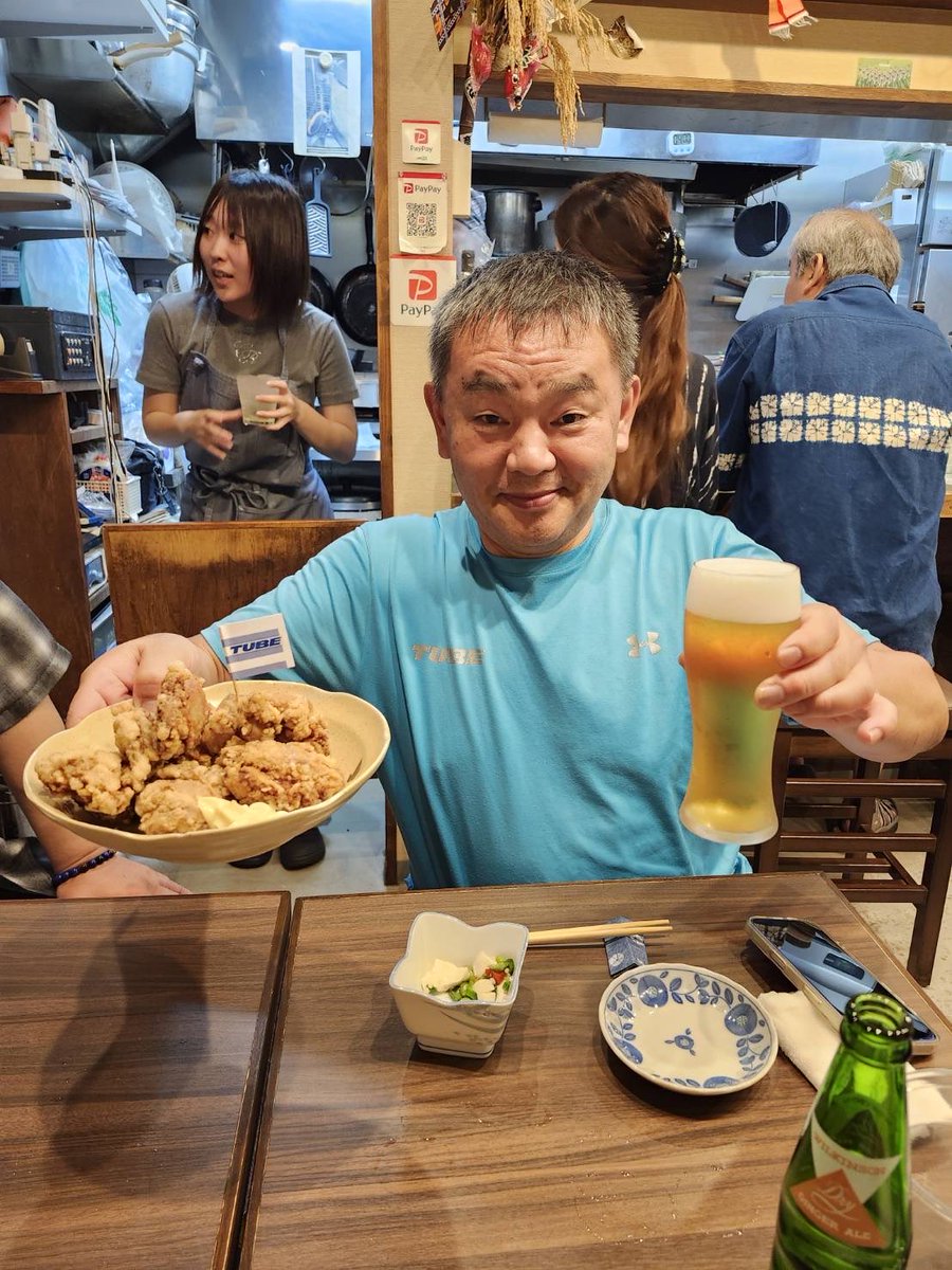 cnx123's tweet photo. #関内❤️TUBE 

関内の居酒屋
たく庵に行きました
TUBE旗が飾られた唐揚げ
サイコー*\(^o^)/*

抱きしめて唐アゲインだよ https://t.co/ZW0N1AMOCx