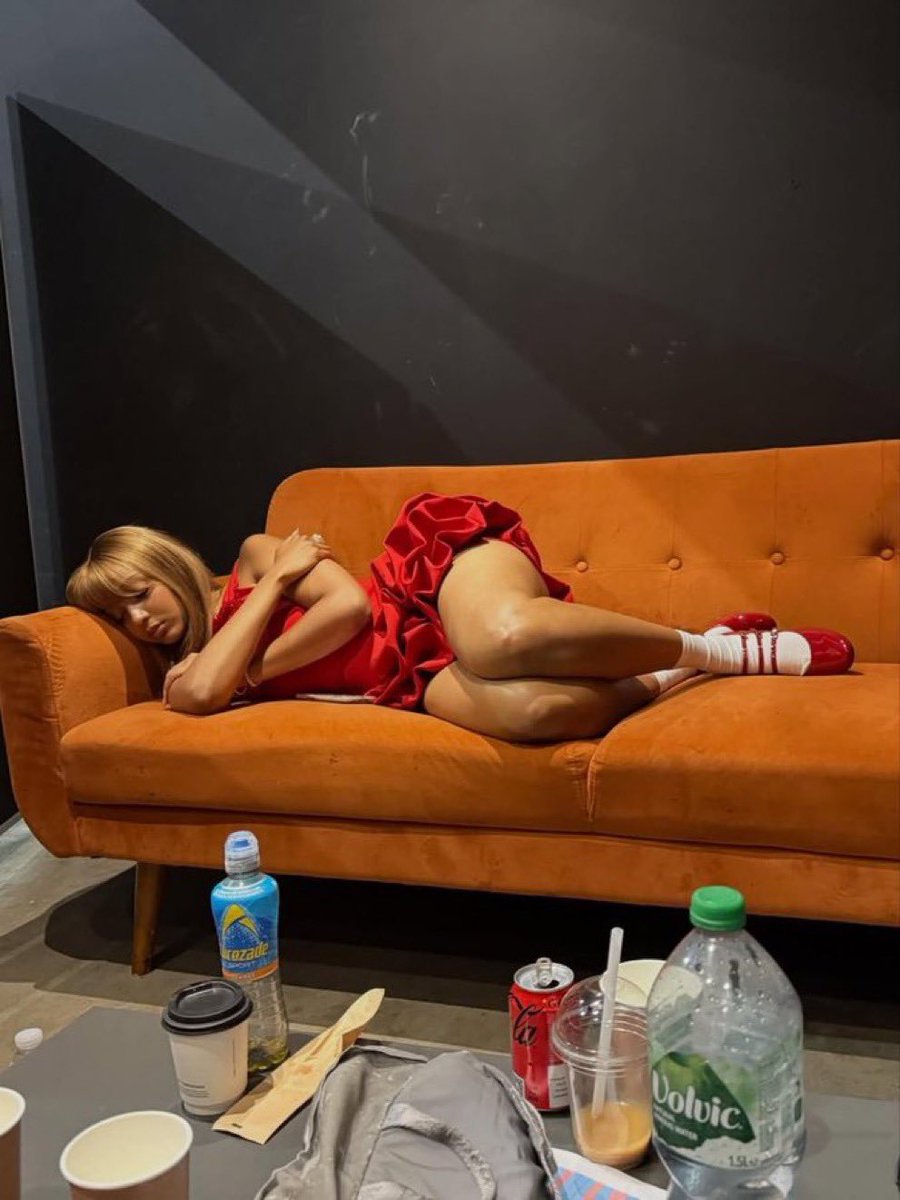 turn_urphoneoff's tweet photo. 💤 https://t.co/7EpIedIBse