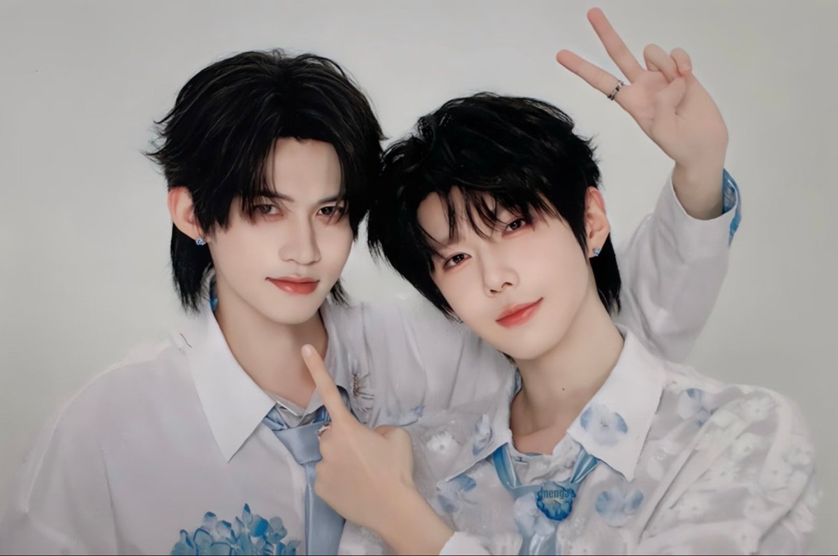 dearhyiran's tweet photo. i'm gonna cry they're so precious to me https://t.co/PRetKhTGqg