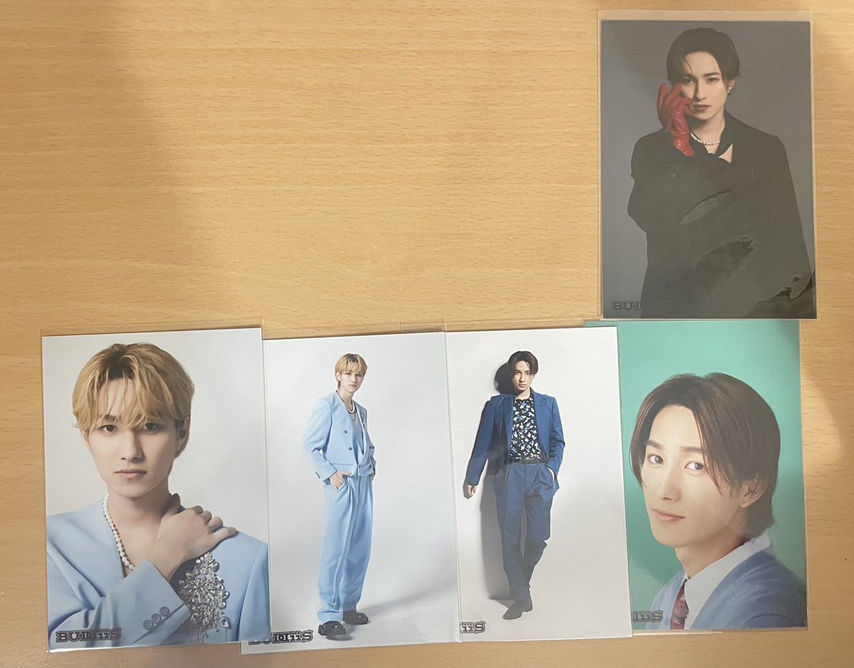 ksh_0746's tweet photo. @mimi__n877 検索より失礼します！
こちらお譲り可能です◎
1枚目150/枚　2枚目各800 https://t.co/XOdTkEG9cO
