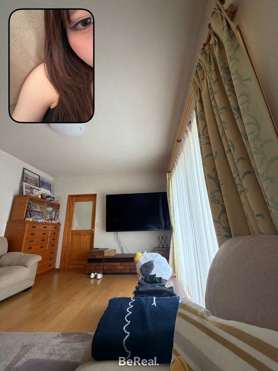 softlily02's tweet photo. Real https://t.co/5C1gVn09TN