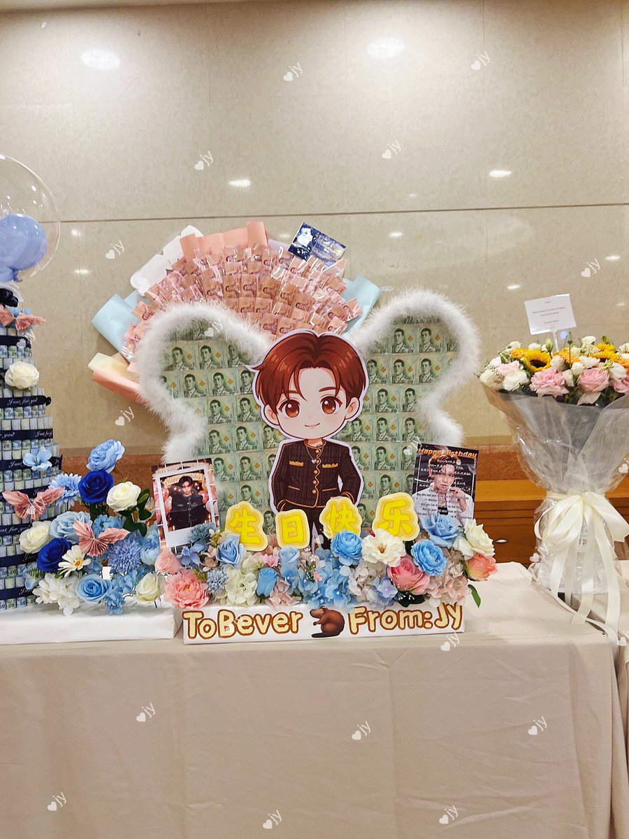jymai10's tweet photo. Happy Birthday, Bever🎂
May this year bring you more possibilities — on stage and beyond.
May your joy be real, your kindness cherished.
Not just today, but always. @bbverpj 
I truly hope we can meet again one day😊
#BeverBirthdayLuckyColorParty2026
#bbverpj https://t.co/VyqG8WNN2C