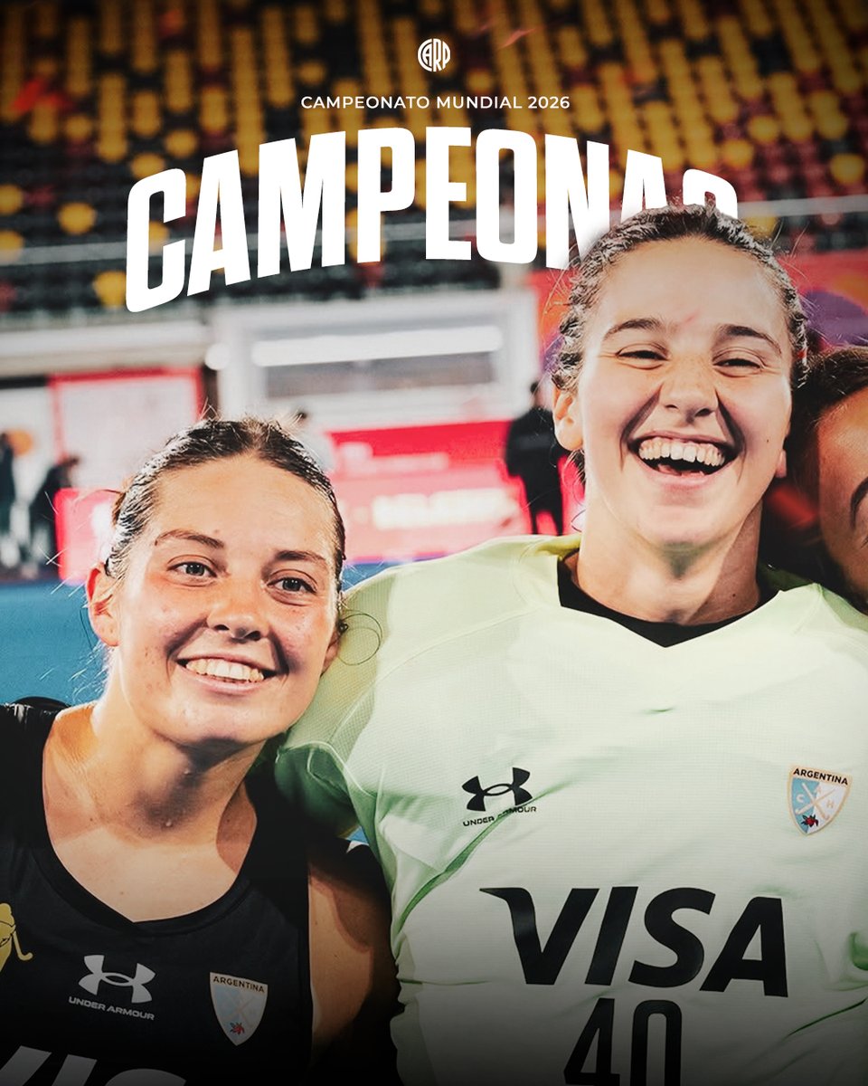 RiverClub1901's tweet photo. 🏑🇦🇷 ¡𝗥𝗶𝘃𝗲𝗿 𝘁𝗶𝗲𝗻𝗲 𝗰𝗮𝗺𝗽𝗲𝗼𝗻𝗮𝘀 𝗱𝗲𝗹 𝗺𝘂𝗻𝗱𝗼! 🏆🌎

Las riverplatenses Juana Castellaro Morello y Mercedes Artola integraron el plantel de Las Leonas que se quedó con el título en el Campeonato Mundial 2026.

¡Felicitaciones, campeonas! ❤️💪 https://t.co/mC2WkpySvY