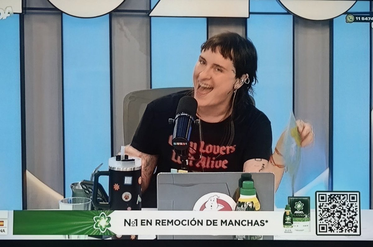 Raul62779695's tweet photo. bancando a mi gran amiga @therialgurisa y a mis nuevos amigos para q no sean solo 4 programas.  acá RAUL d Tandil reportandose  🥛🔁  #TDAFIJO #ARIEL #liliana https://t.co/YJmwRLDYTO