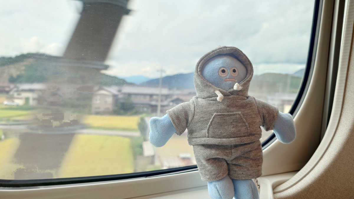 6969angela's tweet photo. ガチャだったときはかわいいなーくらいだったけど、ぬいぐるみになってなにこれかわいい！！ってなった子 https://t.co/9Eb9AOMRmS