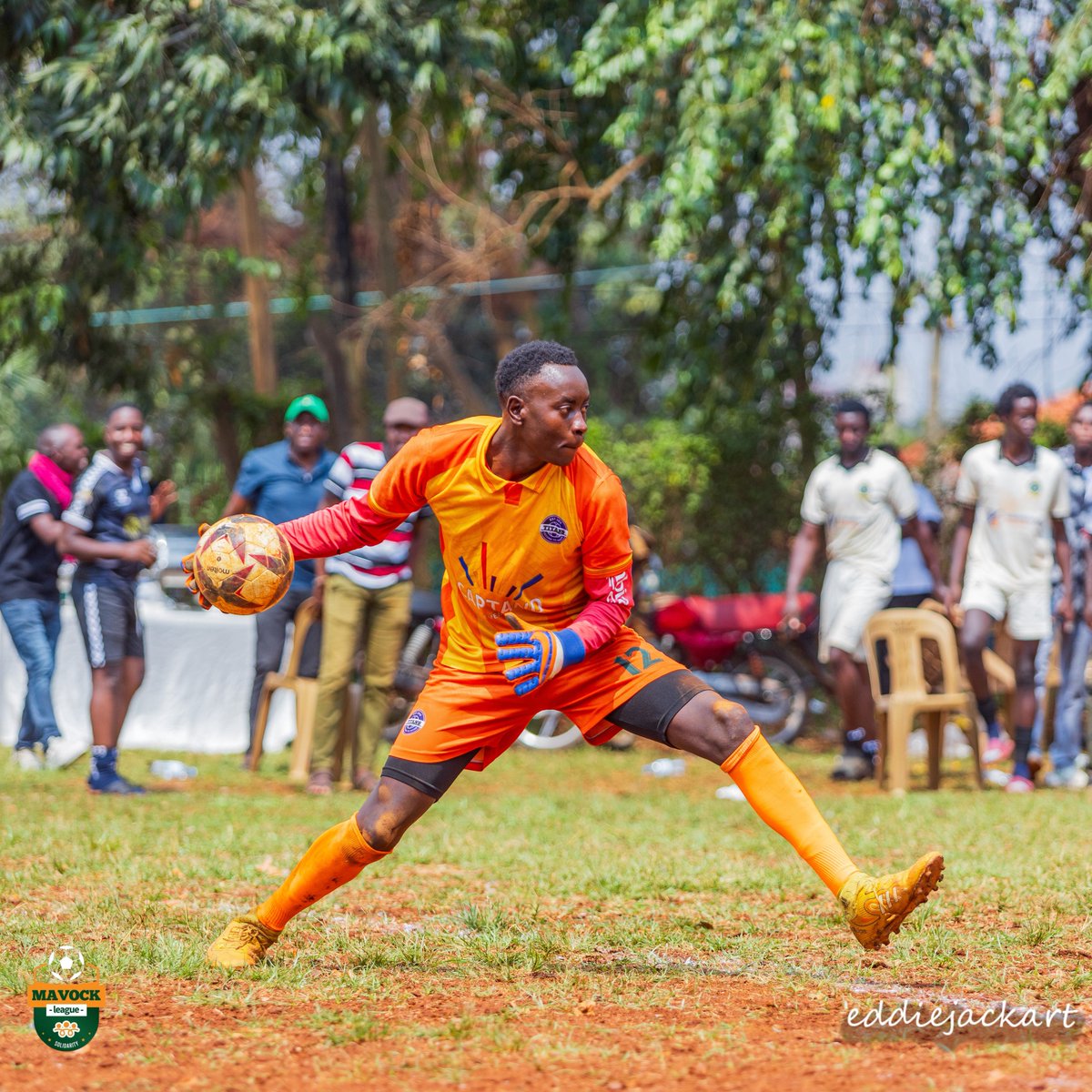 Titans14Fc's tweet photo. Different kind of security this one 💯🔒. 
He really makes goals feel illegal 🙌

#TushumeKyamuhunga https://t.co/SPw1Kv0Hq4