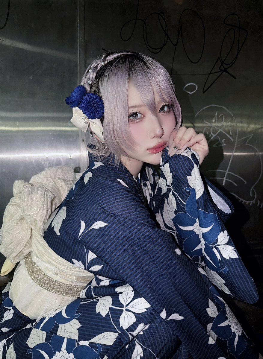 kizuna_VVSiS's tweet photo. 君と夏終わり https://t.co/yB0jTfUOG0