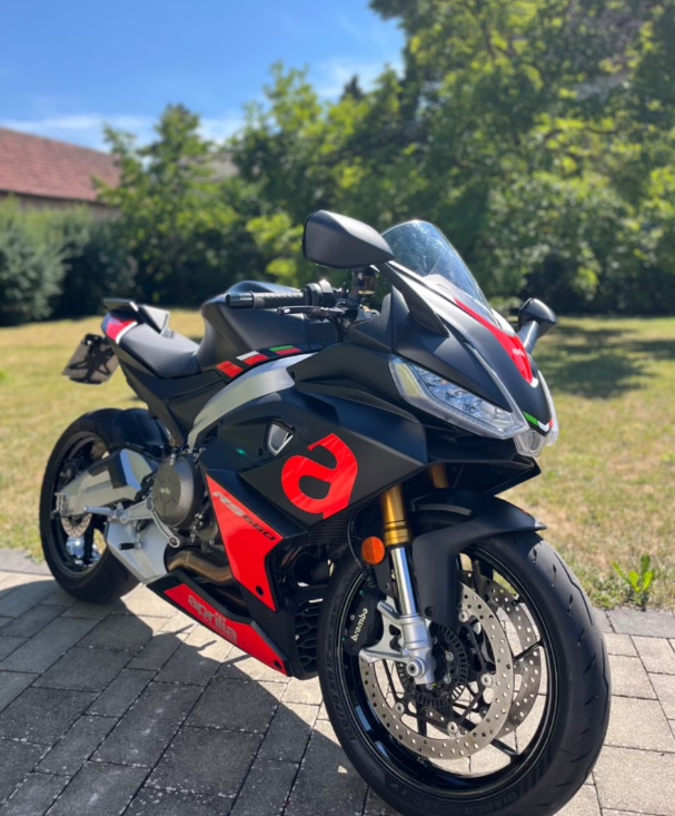 MuleFranc's tweet photo. Aprilia RS 660 2024 https://t.co/GQfqikQLaD