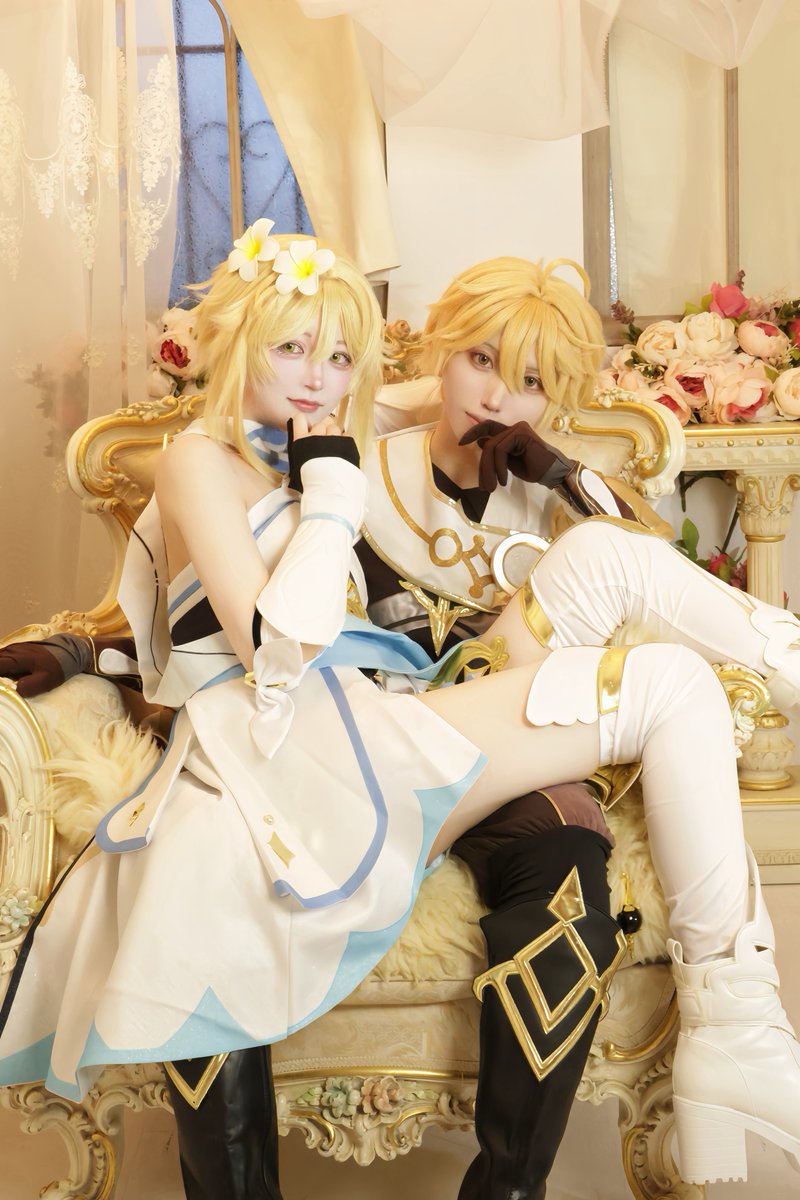 na_s_x_'s tweet photo. Lumine / Aether https://t.co/3K0iayMVsz