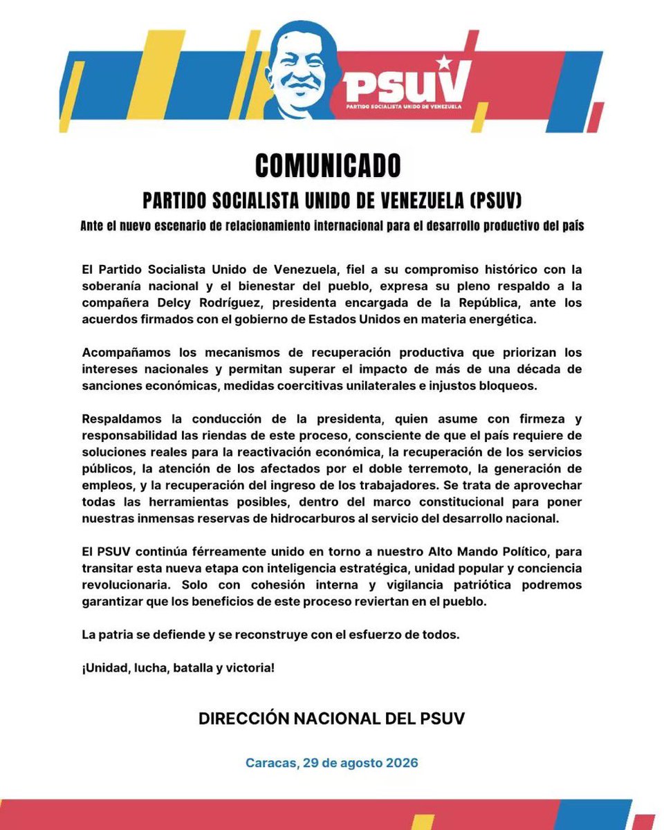 jnascim's tweet photo. Hugo Chávez sorrindo no topo do comunicado do governista PSUV em apoio à Delcy Rodríguez e ao “acordo” de entrega do petróleo venezuelano aos EUA

WHAT A TIME TO BE ALIVE 😳 https://t.co/g04GjsfBye