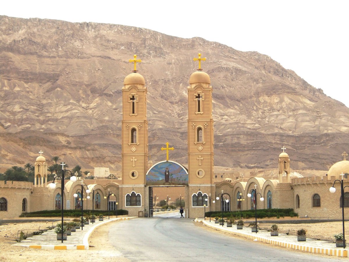 AnkhEAMM's tweet photo. عمرك مشيت جمب كنيسة فى مصر و لفت انتباهك جمالها ❤️

العمارة القبطية فى مصر بجد جميلة جدا بشكل لا يوصف و مش واخدة حقها كفاية https://t.co/sLdp7sKgz7
