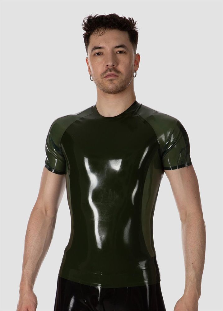 REGULATIONstore's tweet photo. 🆕  Our rubber collection keeps expanding. Check out the new arrivals: the Cipher T-shirt and the Fly Access shorts -> https://t.co/HDD2e7OVMR https://t.co/RqAecsr2uC