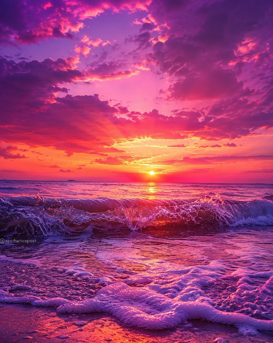 aestheticspost_'s tweet photo. Sunset. https://t.co/8xPIWAwl1D