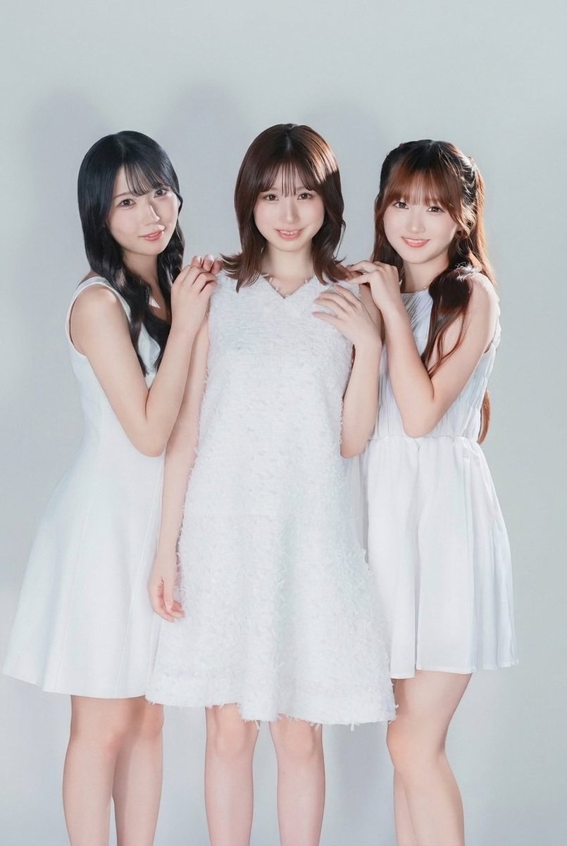 starfield_pro's tweet photo. アイドルユニット
『ONE♾️（ワンインフィニティー）』
水瀬雪衣、音羽なぎ、白川凛

3人から始まる、新しい物語。

「ONE」から「∞」へ。
一つの出会い、一つの挑戦、そのすべてを無限の可能性に変えていく。

これから3人が描いていく景色を、ぜひ一緒に見届けてください。 https://t.co/on7WUSitEV