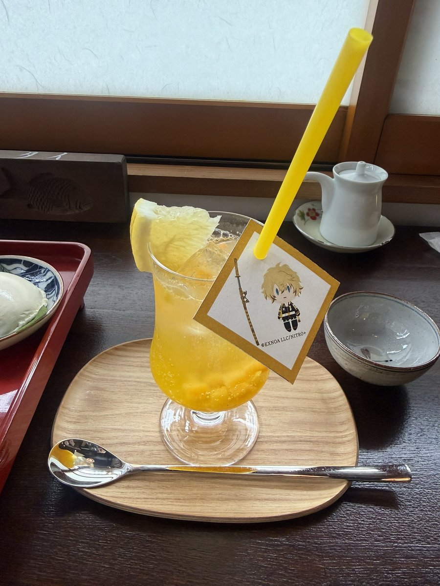 s175_2's tweet photo. 刀剣乱舞コラボ、気になっててやっと行けたよ…。 https://t.co/pcNuaK3i1l