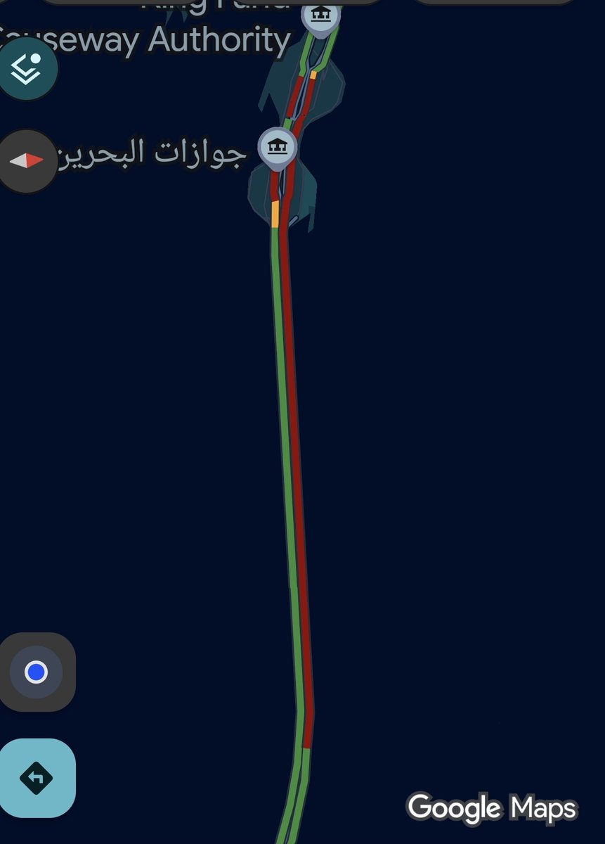 iFHQ_'s tweet photo. أعان الله المتجهين من البحرين الى السعودية..
الجسر زحمه جدا جدا جدا.. وحرر https://t.co/NLoXwNStjE